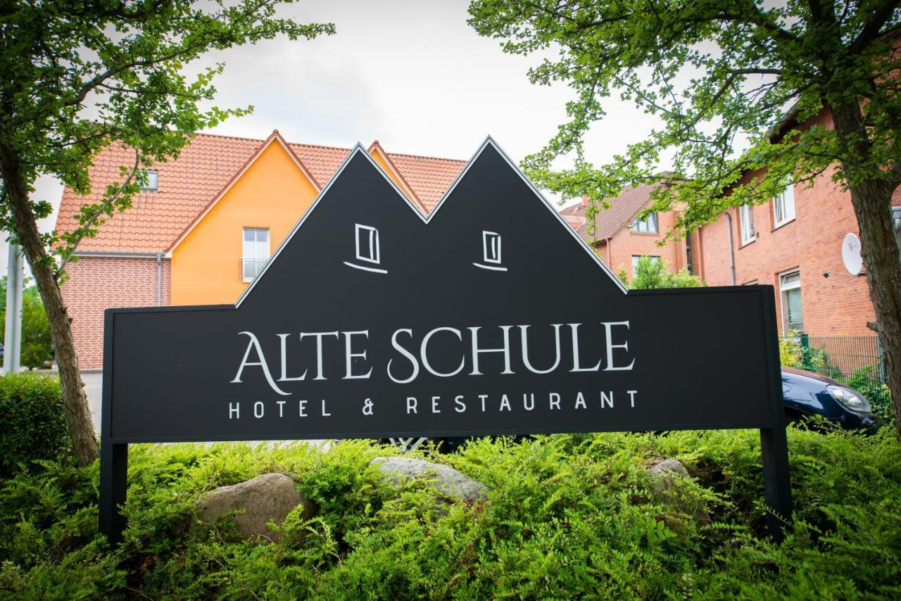 Siek Hotel & Restaurant Alte Schule מראה חיצוני תמונה