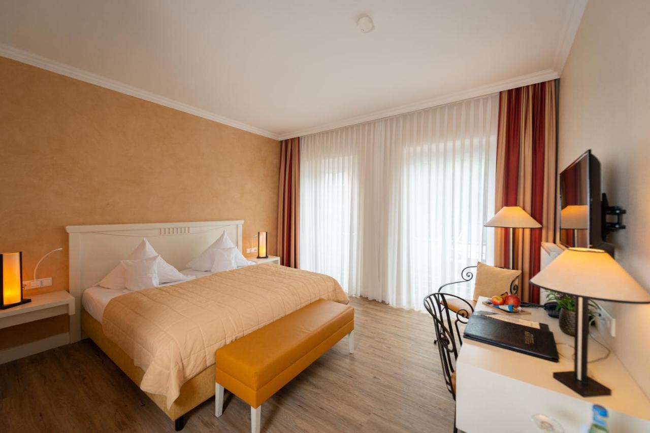 Siek Hotel & Restaurant Alte Schule מראה חיצוני תמונה